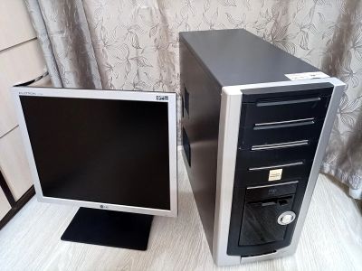 Лот: 23273277. Фото: 1. ПК + монитор, 4 ядра, 6Gb, 160Gb... Компьютеры в сборе