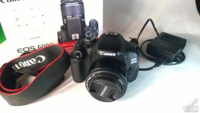 Лот: 9057715. Фото: 1. Canon 600D + EF 50mm f/1.8 + EF... Цифровые зеркальные