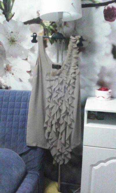 Лот: 8718413. Фото: 1. шикарное нарядное платье Н&М. Платья
