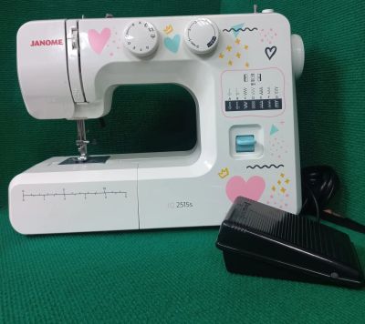 Лот: 21067405. Фото: 1. Швейная машина Janome jq 2515s... Швейная, вязальная