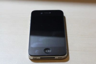 Лот: 7577210. Фото: 1. iPhone 4s black 16 gb. Смартфоны