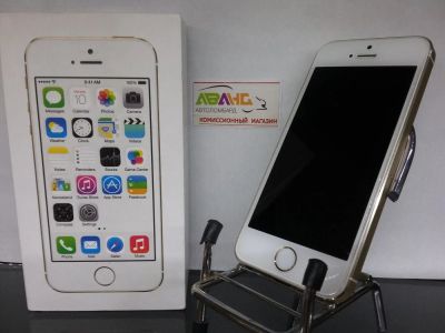 Лот: 9892335. Фото: 1. iPhone 5s Gold 16Gb A1457. Комплект... Смартфоны