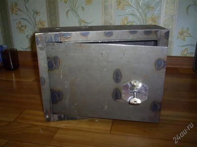 Лот: 761094. Фото: 1. сейф маленький, сломан замок. Сейфы, металлические шкафы