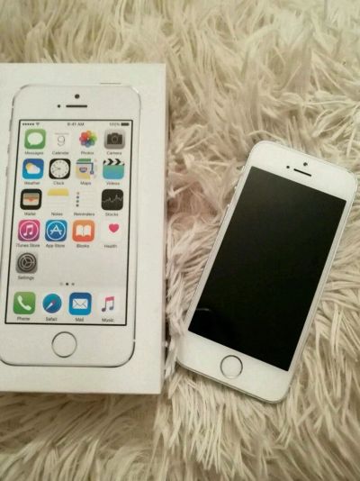 Лот: 11000030. Фото: 1. iphone 5s. Другое (смартфоны, связь, навигация)