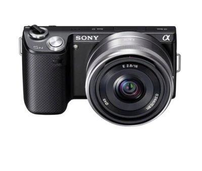 Лот: 4758654. Фото: 1. самая компактная беззеркалка sony... Цифровые беззеркальные со сменной оптикой