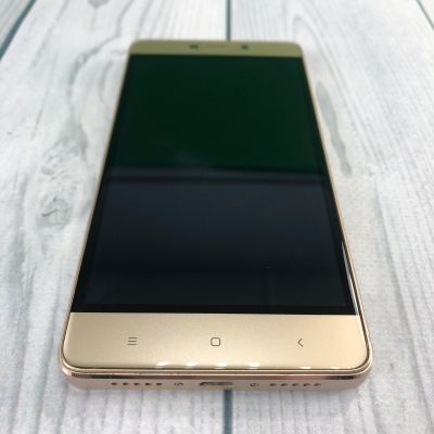 Лот: 14916984. Фото: 1. Xiaomi Redmi 4 Pro 32Gb Gold... Смартфоны
