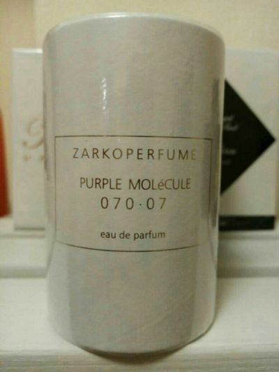 Лот: 15267800. Фото: 1. Purple Molecule 070.07 от Zarkoperfume. Унисекс парфюмерия