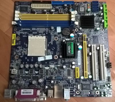 Лот: 7587397. Фото: 1. Материнская плата Foxconn A690GM2MA-RS2H. Материнские платы