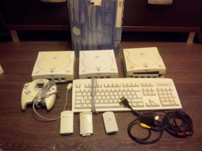 Лот: 3466308. Фото: 1. Sega Dreamcast + запчасти и бонусы. Игровые приставки, консоли