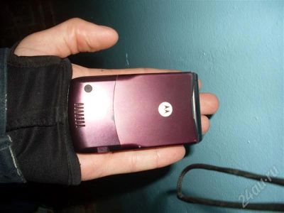 Лот: 563360. Фото: 1. motorola razr v3i. Кнопочные мобильные телефоны