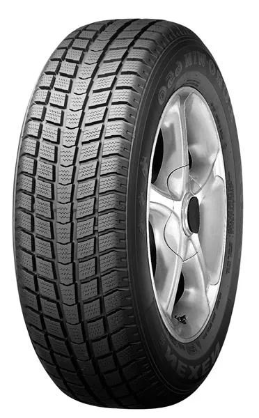 Лот: 20138323. Фото: 1. 195/70 R15 104/102R Roadstone... Шины