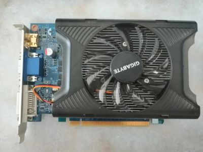Лот: 19997103. Фото: 1. Gigabyte GeForce GT 220 1GB. Видеокарты