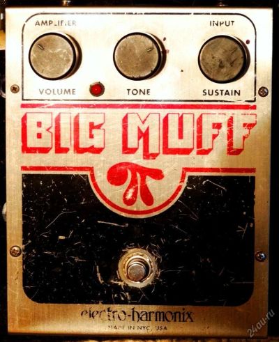 Лот: 4538847. Фото: 1. EHX Big Muff Pi. Гитарные эффекты и комбоусилители