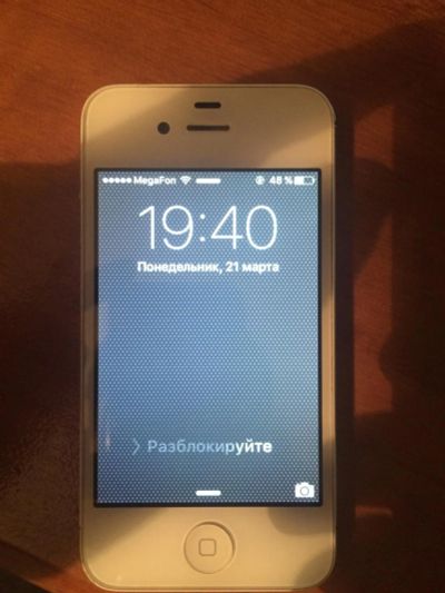 Лот: 7139389. Фото: 1. iPhone 4s 8g. Другое (смартфоны, связь, навигация)