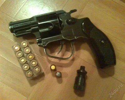 Лот: 797082. Фото: 1. Компактный газовый револьвер МЦРГ-1... Охотничье оружие