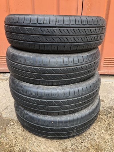 Лот: 17475114. Фото: 1. Dunlop Enasave ec300 165/65 R14. Шины