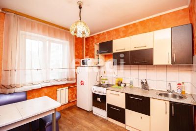 Лот: 25763262. Фото: 1. 3-комн. квартира , Красноярск... Квартиры, студии