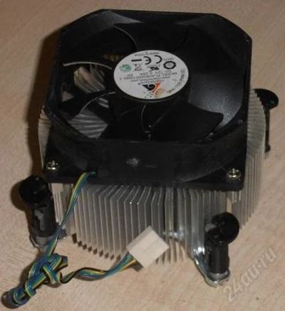 Лот: 1784860. Фото: 1. отличный кулер GracialTech 8см... Системы охлаждения