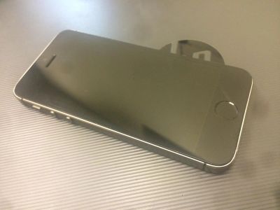 Лот: 11060886. Фото: 1. iPhone 5s 64gb space gray. Смартфоны