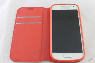 Лот: 5860184. Фото: 1. телефон Samsung S4 mini с чехлом. Кнопочные мобильные телефоны