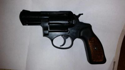 Лот: 6434507. Фото: 1. Продам газовый револьвер ME 38... Газовое, травматическое оружие
