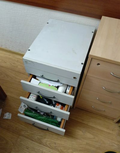 Лот: 23307102. Фото: 1. Тумбочка офисная на колесиках. Стеллажи, тумбы, шкафы