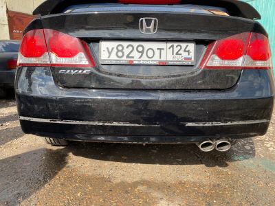 Лот: 17615516. Фото: 1. Бампер задний Honda Civic 4d. Кузов