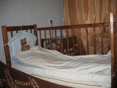 Лот: 2357680. Фото: 1. кровать 2,тыс за все. Детские кровати и кроватки