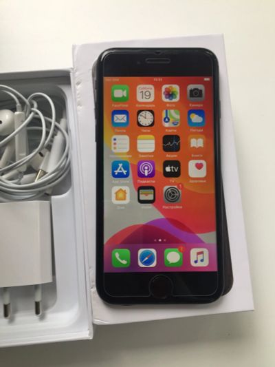 Лот: 16533855. Фото: 1. IPhone 7 Black 32GB 32. Смартфоны