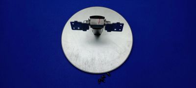 Лот: 24388135. Фото: 1. С болтами крепления Q15G1406-101... Кронштейны, стойки, подставки