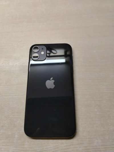 Лот: 21734849. Фото: 1. IPhone 11 128Gb. Смартфоны