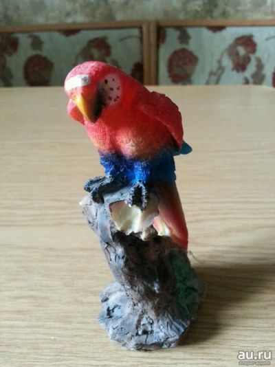 Лот: 13760879. Фото: 1. Статуэтка попугай Ара. Фигурки, статуэтки