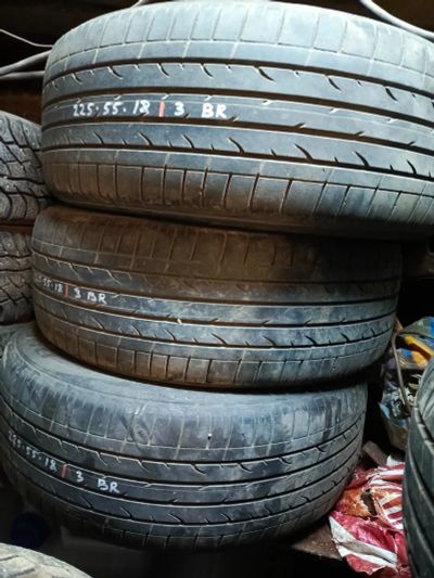 Лот: 22559468. Фото: 1. Шины Bridgestone 225/55 R18. Шины