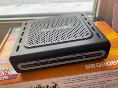 Лот: 18554036. Фото: 1. ADSL роутер модем маршрутизатор... Маршрутизаторы (роутеры)