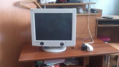 Лот: 6923015. Фото: 1. монитор с рубля. ЭЛТ-мониторы