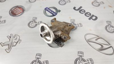 Лот: 23591409. Фото: 1. Крепление масляного фильтра Mazda... Расходные материалы