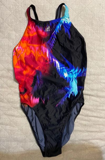 Лот: 20028076. Фото: 1. Купальник слитный спортивный Adidas. Купальники