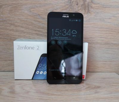 Лот: 10701159. Фото: 1. 5.5" Смартфон ASUS ZenFone 2 ZE551ML... Смартфоны
