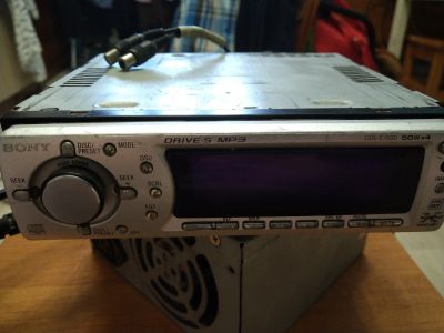Лот: 16152021. Фото: 1. Sony CDX-F7500 не подаёт признаков... Автомагнитолы