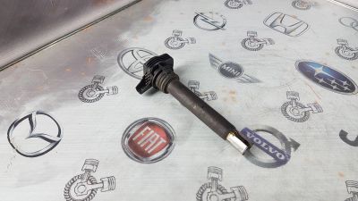 Лот: 23586303. Фото: 1. Катушка зажигания Volkswagen Passat... Электрооборудование