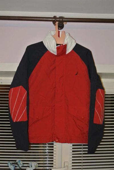 Лот: 3257072. Фото: 1. Куртка Nautica. Унисекс. Другое (спортивная одежда)
