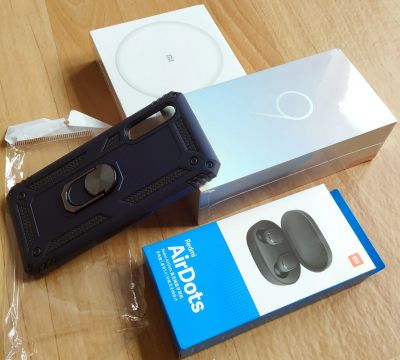 Лот: 14165771. Фото: 1. Xiaomi Mi9 6/64 Новый!!!! Global... Смартфоны