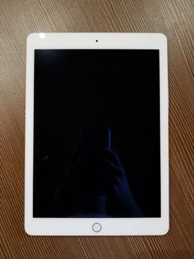 Лот: 10649043. Фото: 1. Планшет Apple iPad Air 2 64Gb... Планшеты