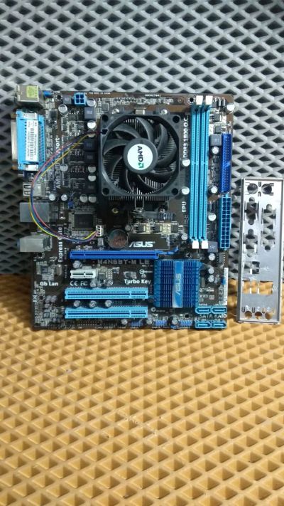Лот: 20612556. Фото: 1. Материнская плата Asus M4N68T-M... Материнские платы
