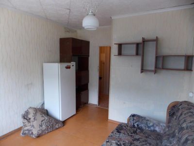 Лот: 4362981. Фото: 1. Сдам гостинку на Королева 18 кв... Квартиры, студии
