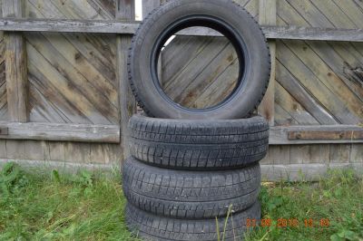 Лот: 5991207. Фото: 1. Нешипованные шины Bridgestone. Шины