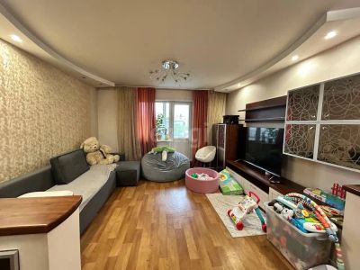 Лот: 25290349. Фото: 1. 3-комн. квартира , Красноярск... Квартиры, студии