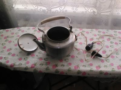 Лот: 20187055. Фото: 1. Чайник электрический алюминиевый... Чайники, кофемашины, кулеры