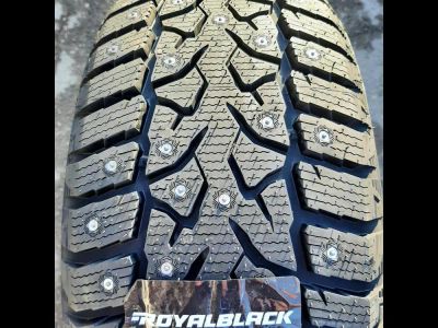 Лот: 23949639. Фото: 1. Зимняя резина 265/65 R-17 "Royal... Шины