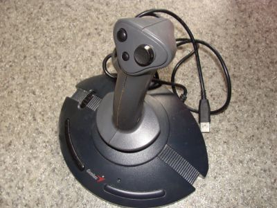 Лот: 15709957. Фото: 1. Джойстик Genius USB F-23. Корпуса, клавиатуры, кнопки